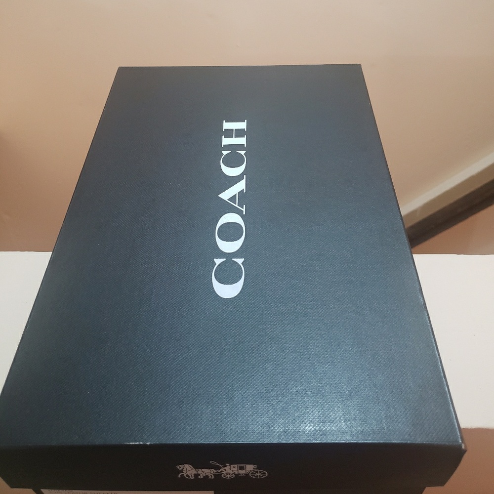 COPY - Womens coach shoes gucci louis voitton mich - Picture 6 of 6
